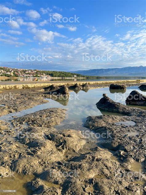 cleaning mud Croatia|Soline, Medicinal mud .